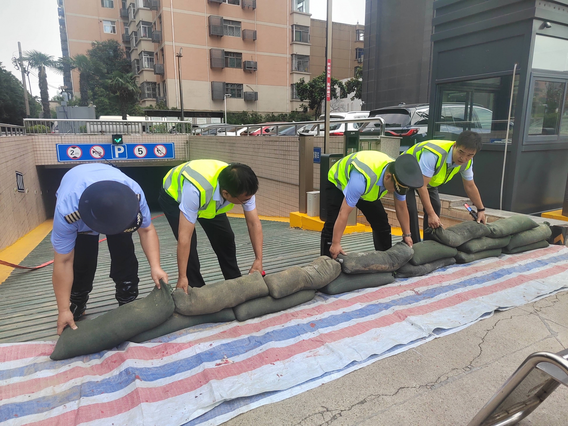 ����HL8��(�й�)������¼���